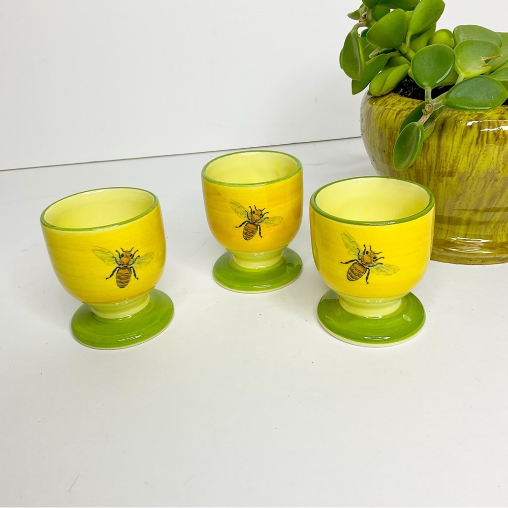 Vintage ZELLER Fayencerie German Egg Cups – Yellow Honey Bee Set of 3